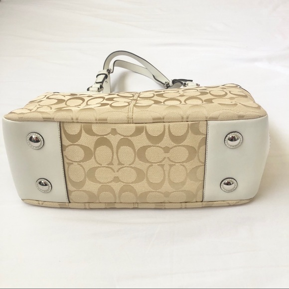 Coach F14281 White/Beige Signature East West Gallery Tote - Picture 6 of 13